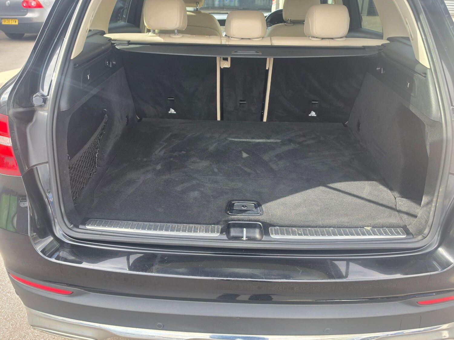 Used Mercedes-Benz GLC 2018 for sale - 78171579: Photo 31