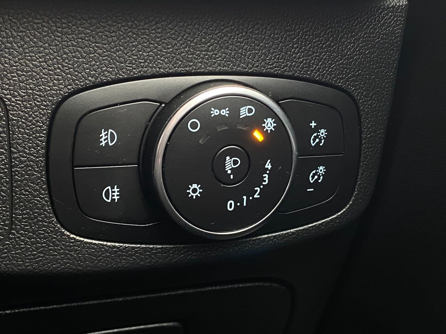 Used Ford Focus 2020 for sale - 77029682: Photo 20