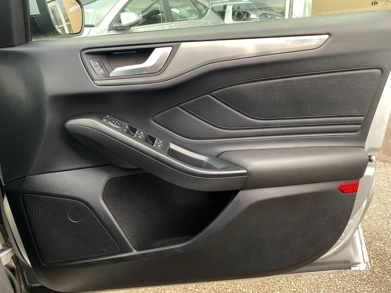 Used Ford Focus 2020 for sale - 77029682: Photo 27