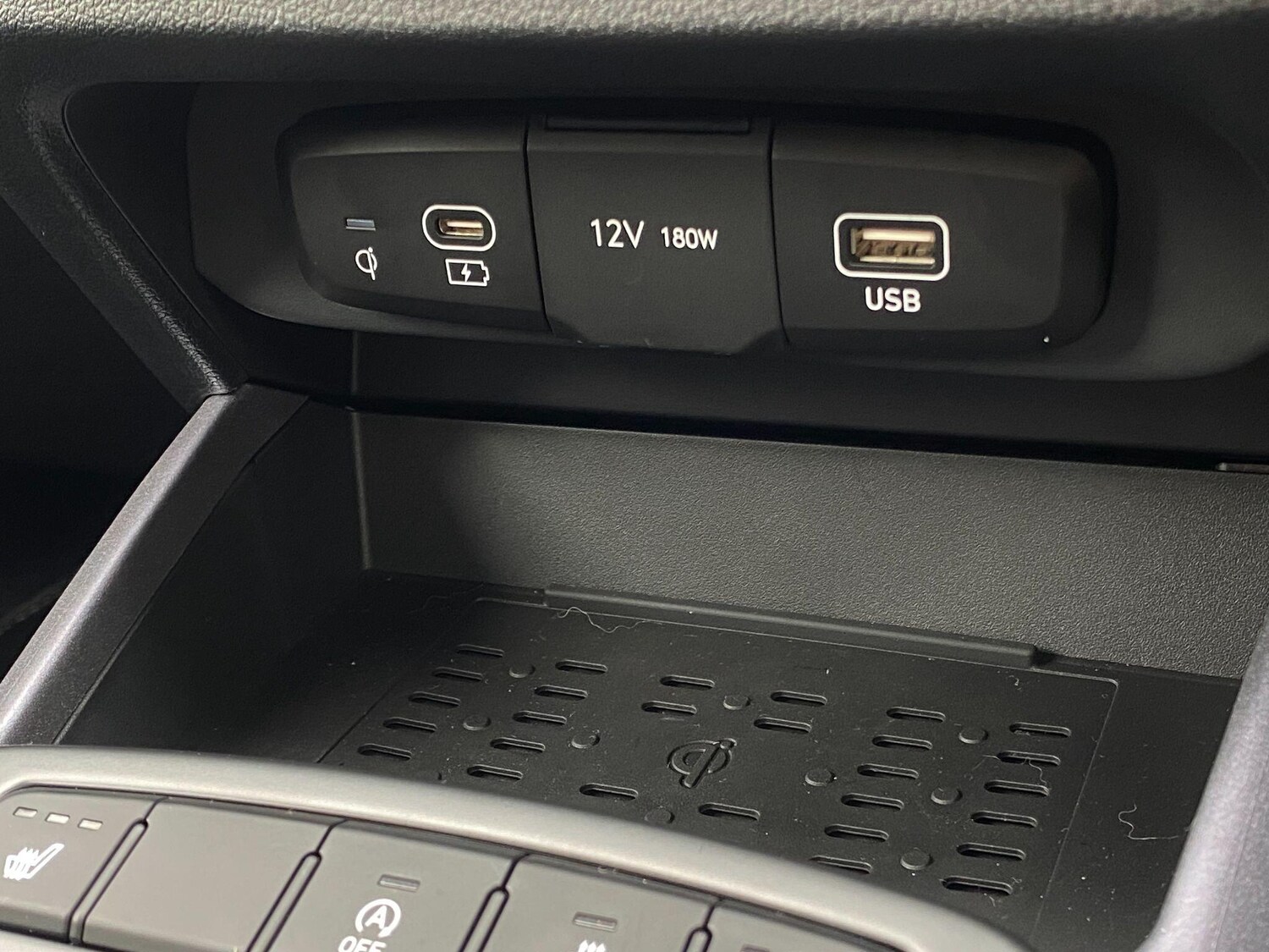 Used Hyundai i10 for sale - 77586734: Photo 24