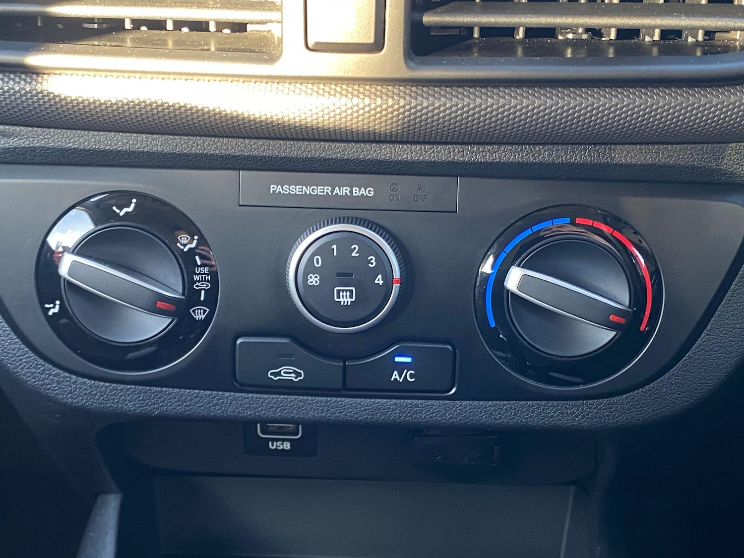 Used Hyundai i10 2020 for sale - 77091430: Photo 23