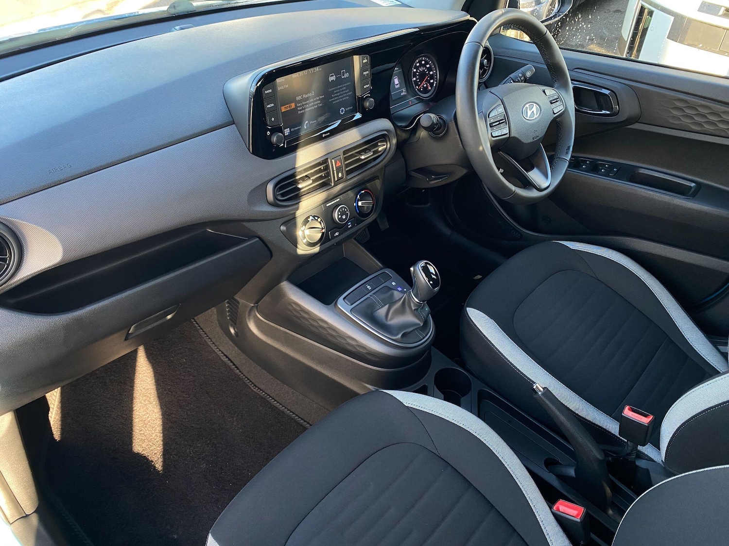 Used Hyundai i10 2020 for sale - 77091430: Photo 9