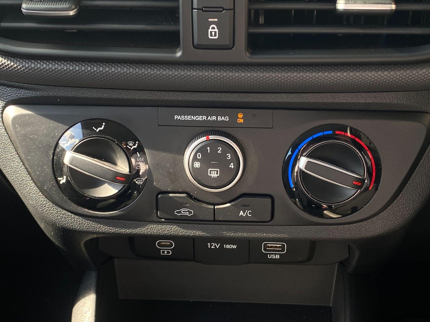 Used Hyundai i10 for sale - 78115043: Photo 22