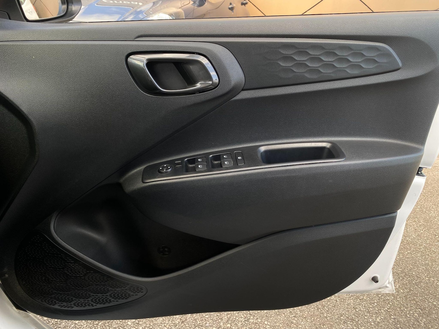 Used Hyundai i10 for sale - 78115043: Photo 24