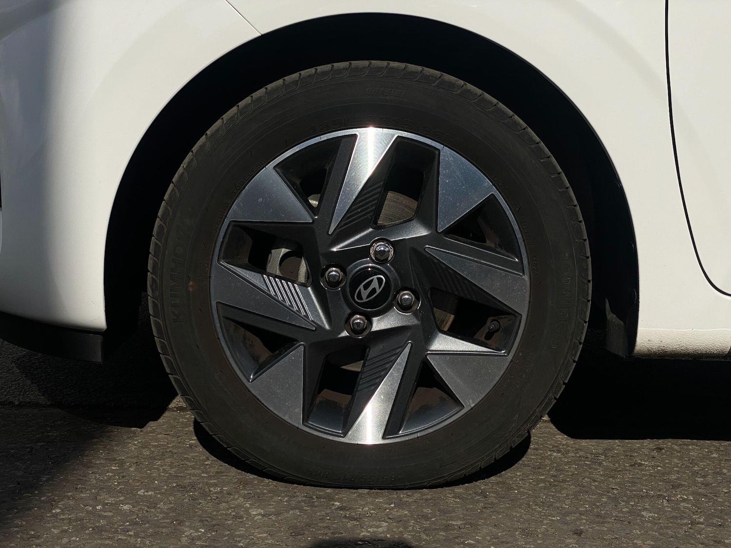 Used Hyundai i10 for sale - 78115043: Photo 25