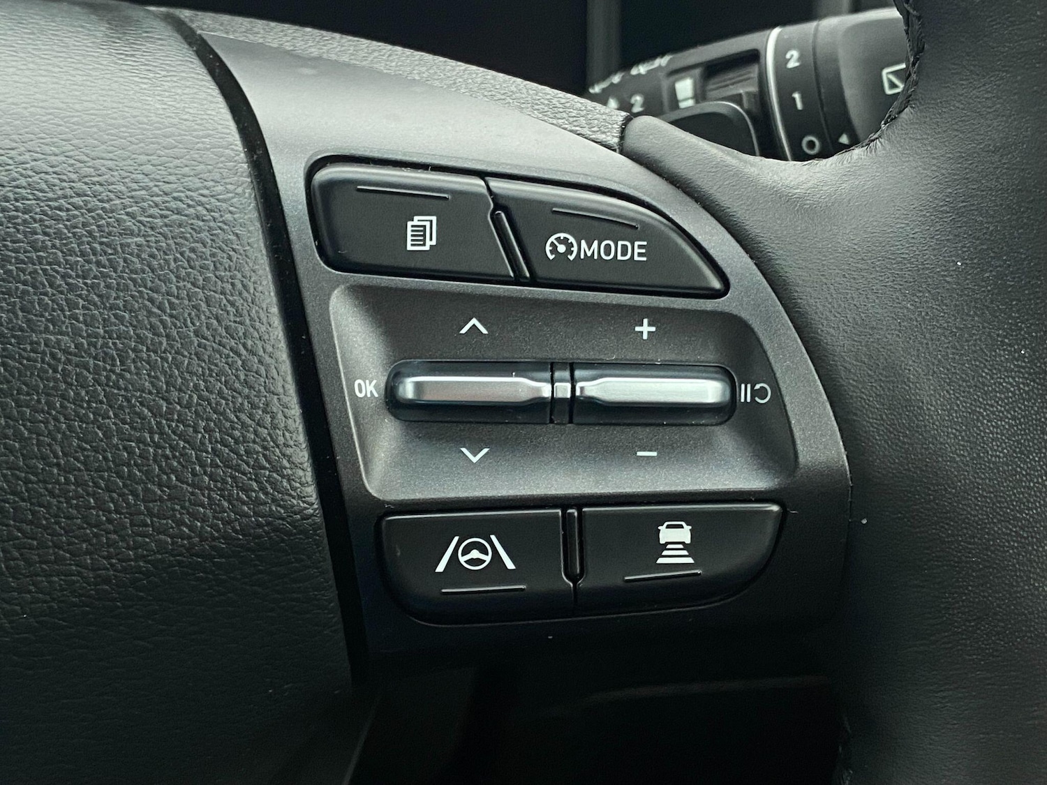 Used Hyundai KONA 2023 for sale - 77344080: Photo 18