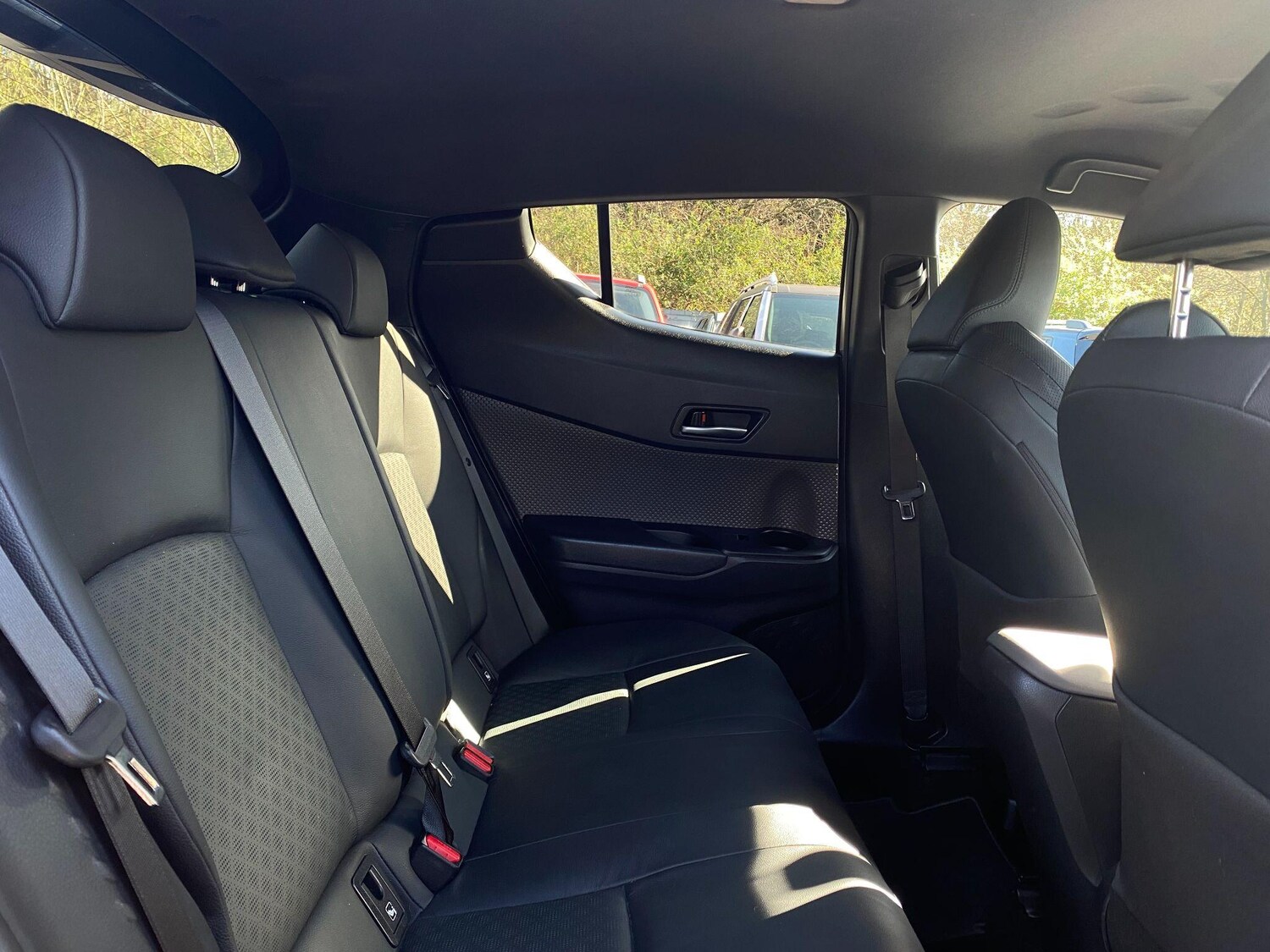 Used Toyota C-HR 2020 for sale - 78171080: Photo 14