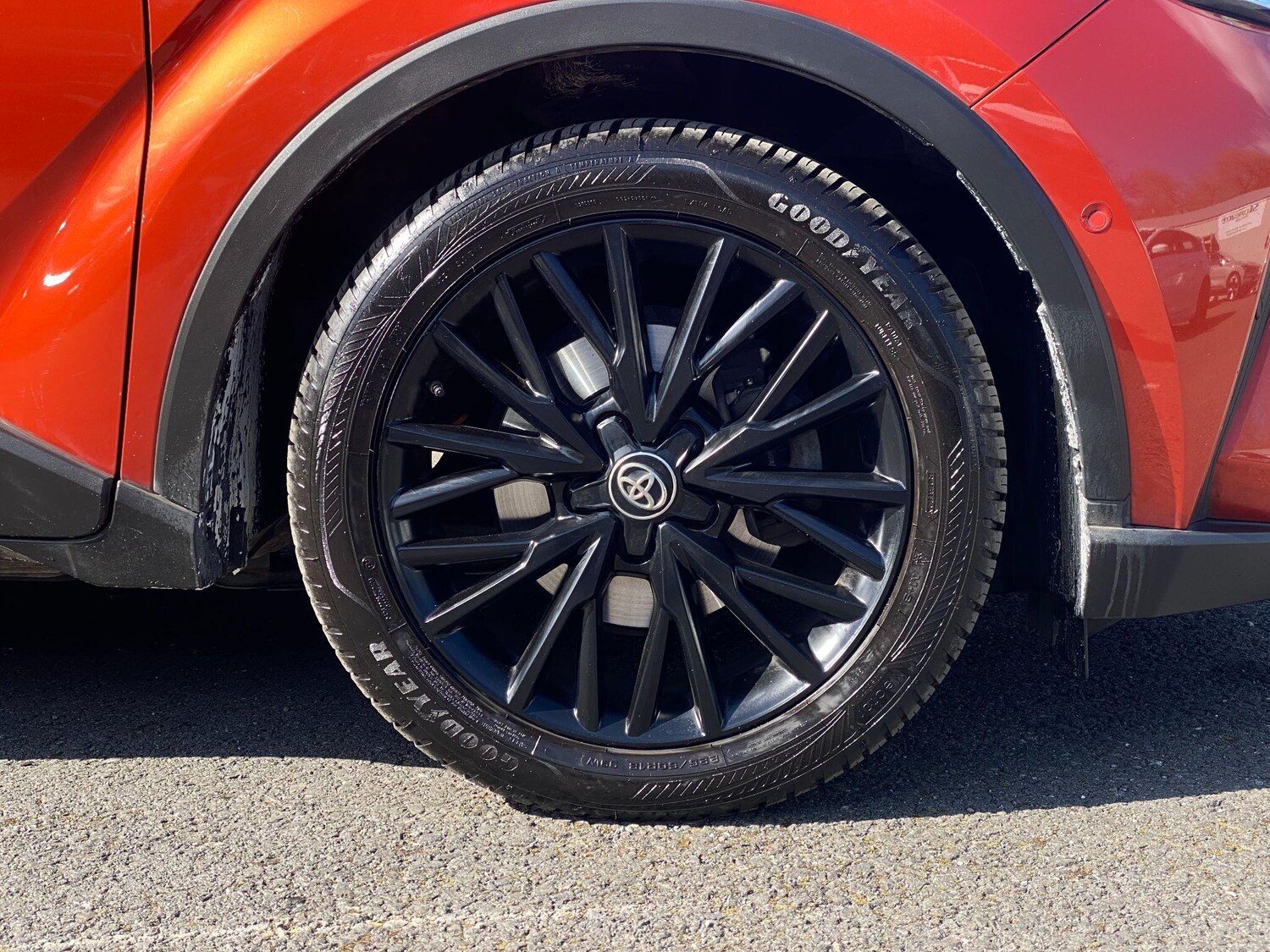 Used Toyota C-HR 2020 for sale - 78171080: Photo 31