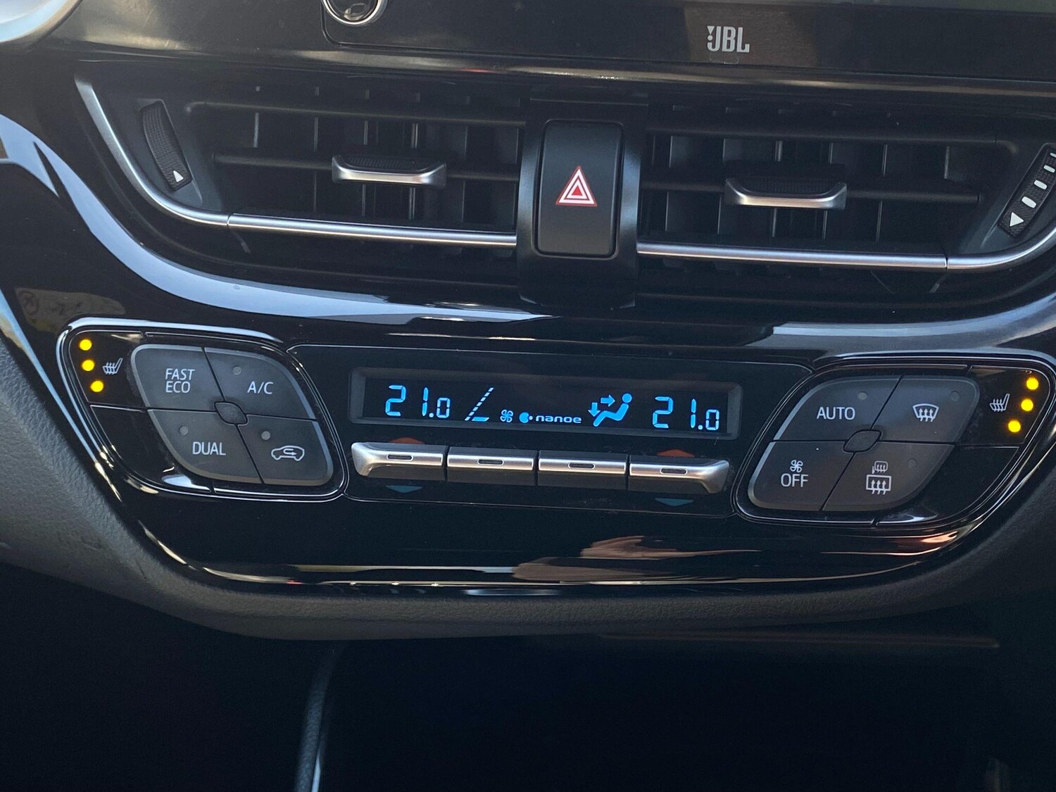 Used Toyota C-HR 2020 for sale - 78171080: Photo 32