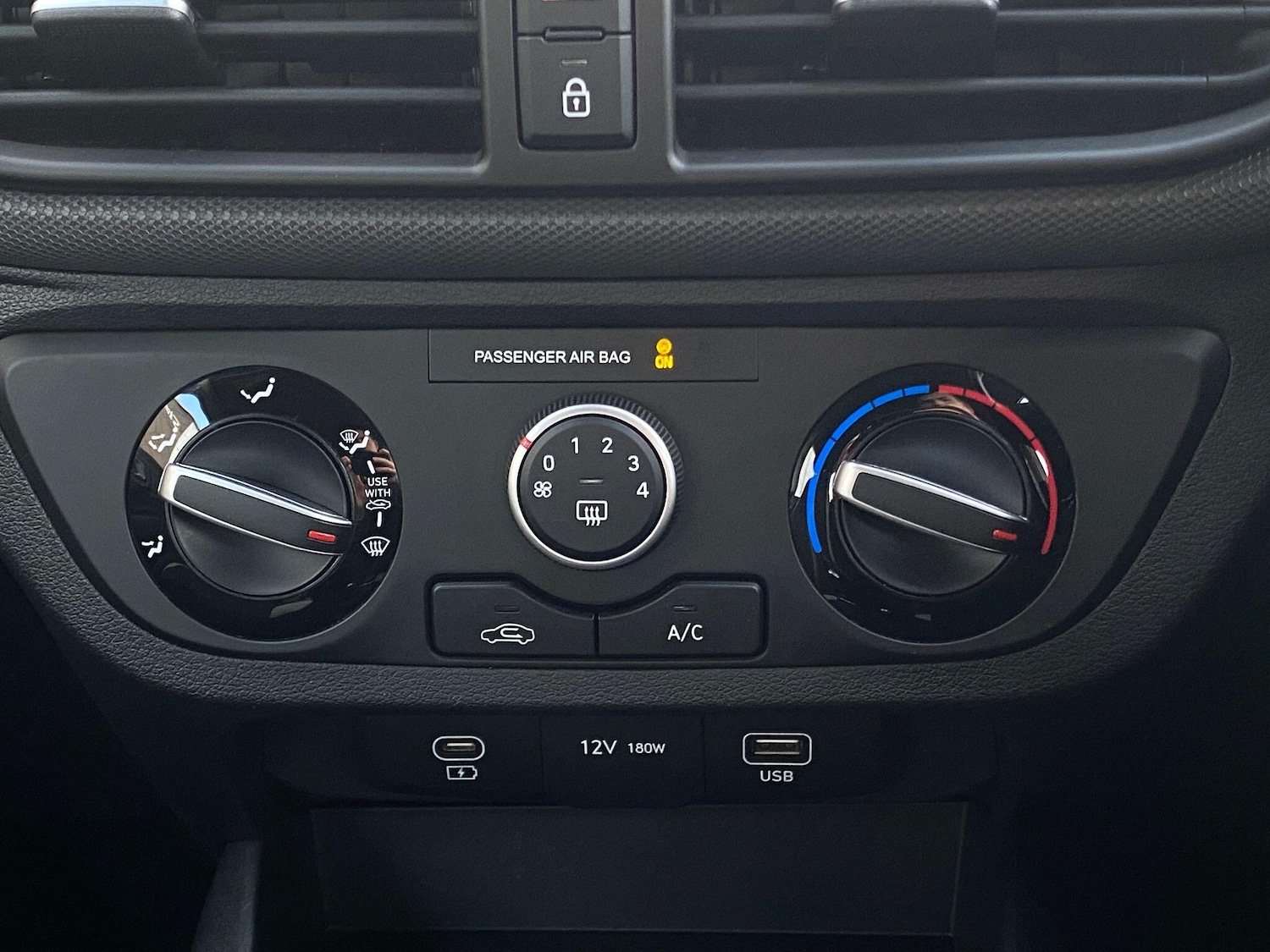 Used Hyundai i10 2025 for sale - 77081531: Photo 23