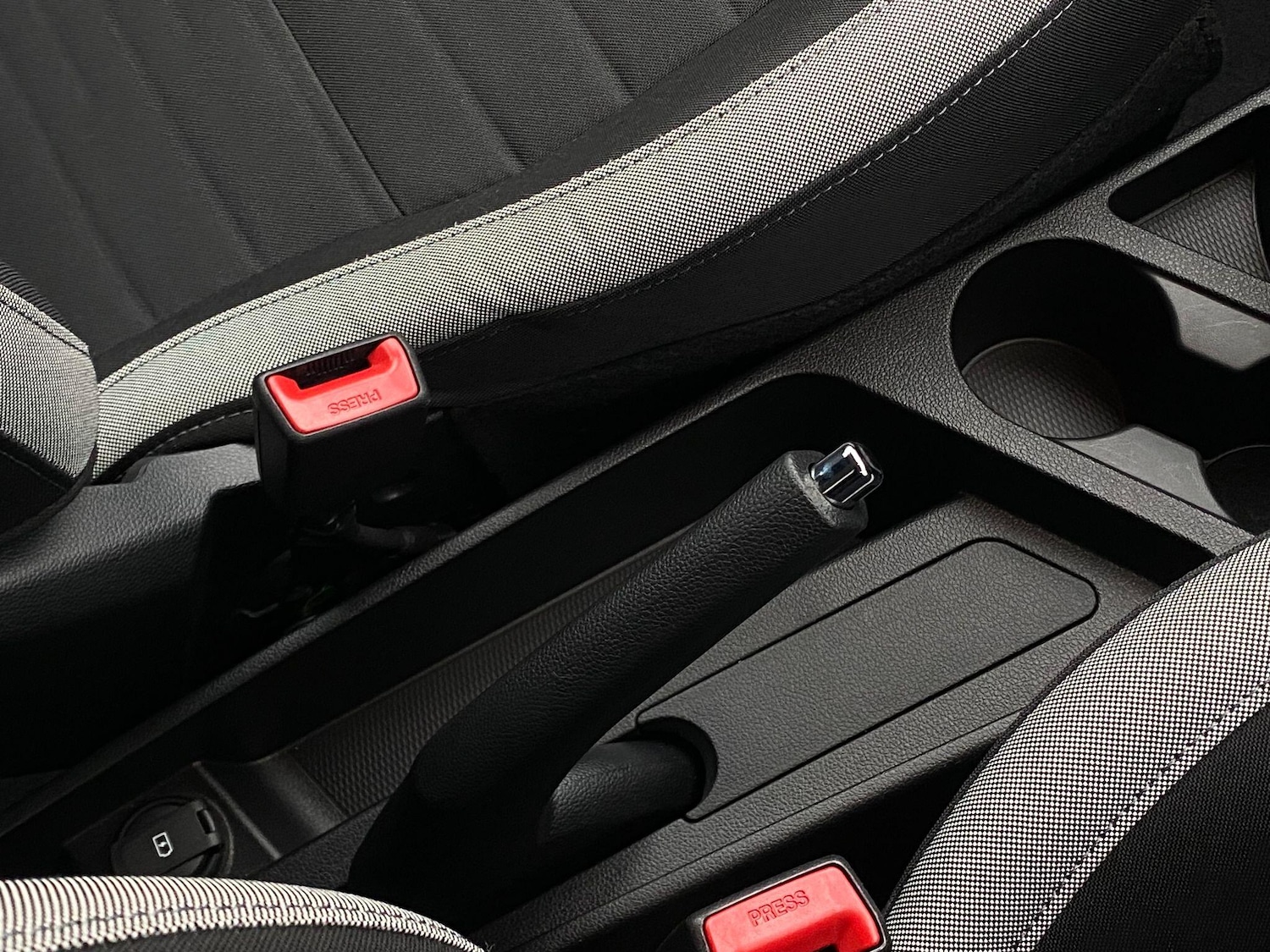 Used Hyundai i10 2023 for sale - 76560903: Photo 12