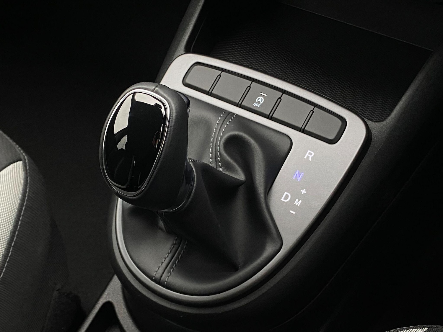 Used Hyundai i10 2023 for sale - 76560903: Photo 13