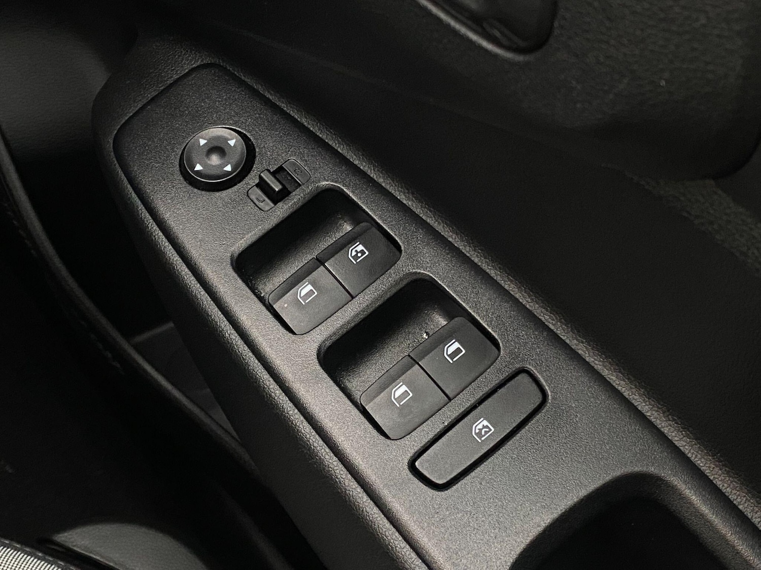 Used Hyundai i10 2023 for sale - 76560903: Photo 17