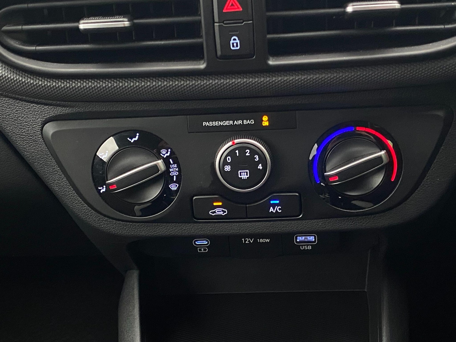 Used Hyundai i10 2023 for sale - 76560903: Photo 22