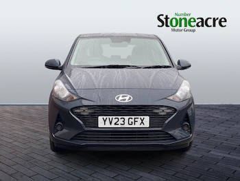 Used Hyundai i10 2023 for sale - 76560903: Photo