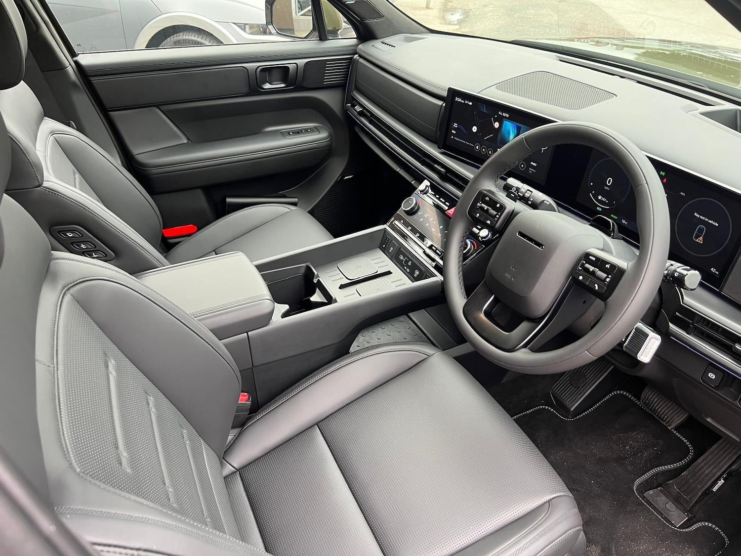 Used Hyundai Santa Fe 2025 for sale - 76613161: Photo 22