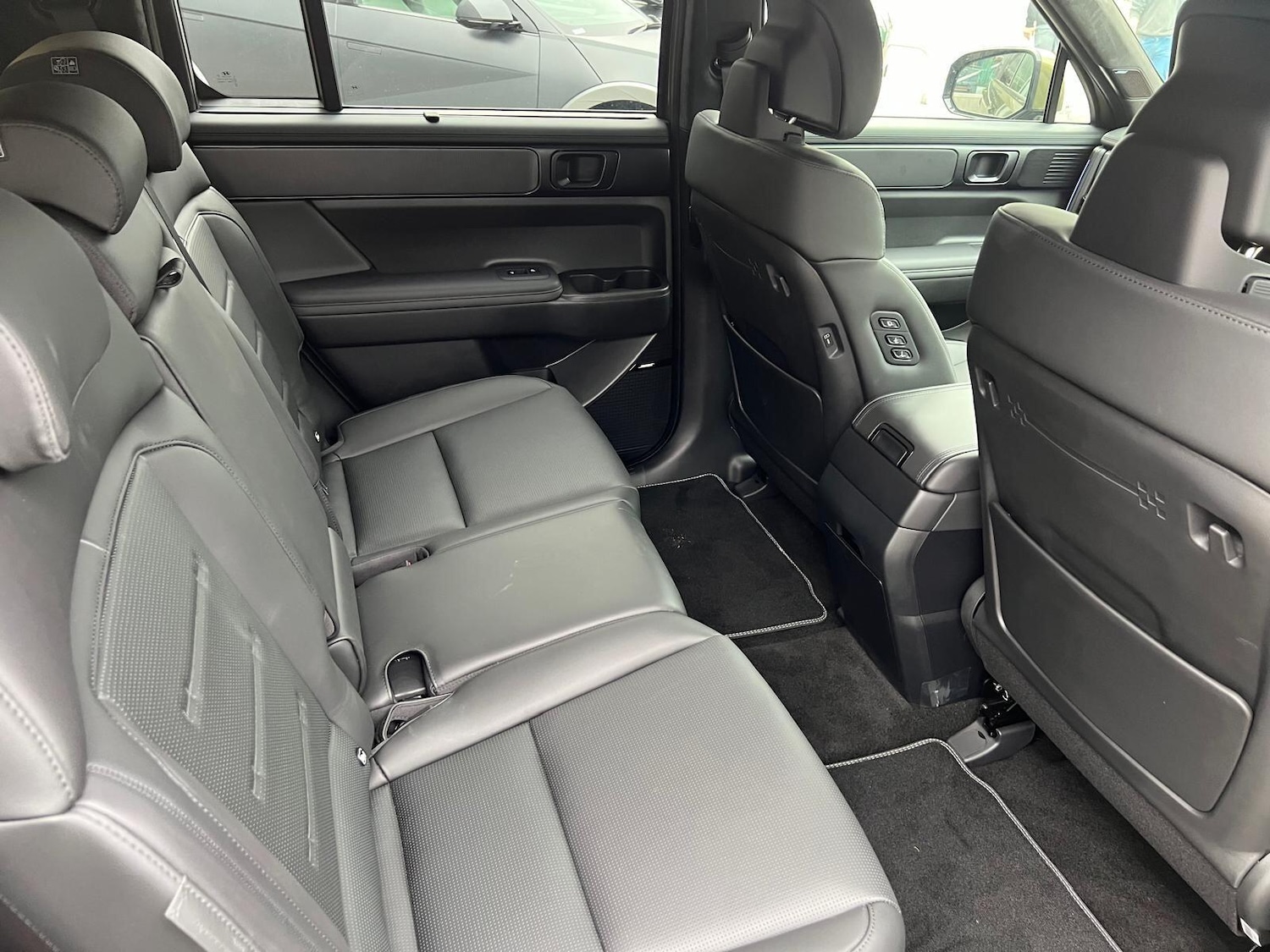 Used Hyundai Santa Fe 2025 for sale - 76613161: Photo 27