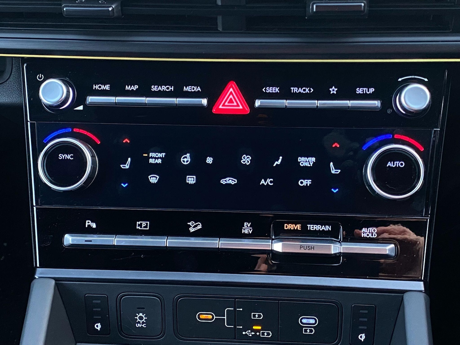 Used Hyundai Santa Fe 2025 for sale - 76613161: Photo 50