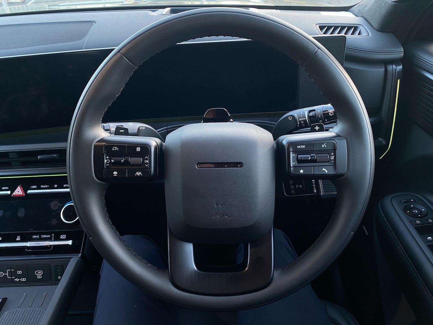 Used Hyundai Santa Fe 2025 for sale - 76613161: Photo 65