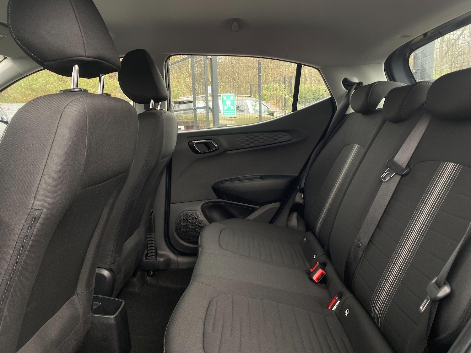 Used Hyundai i10 for sale - 78115053: Photo 14