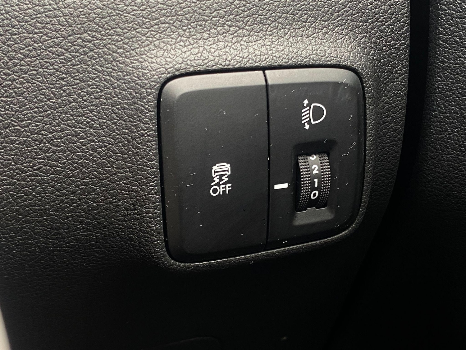 Used Hyundai i10 for sale - 78115053: Photo 16