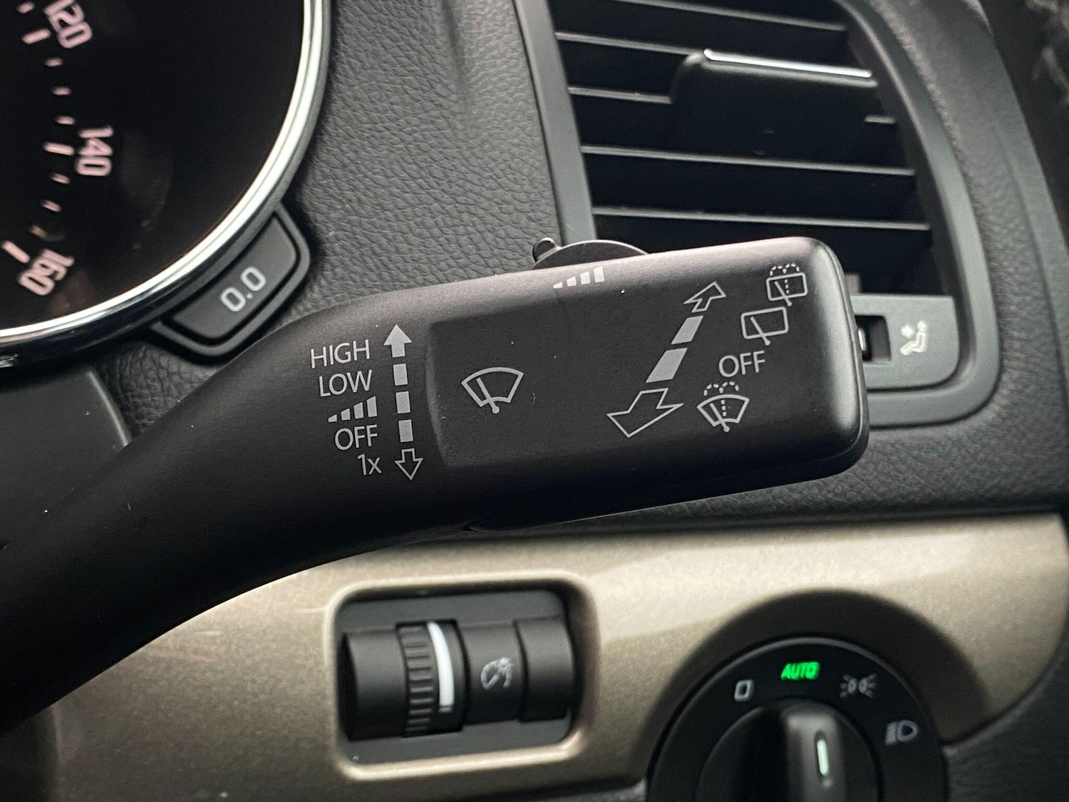 Used Skoda Yeti 2017 for sale - 76990506: Photo 32