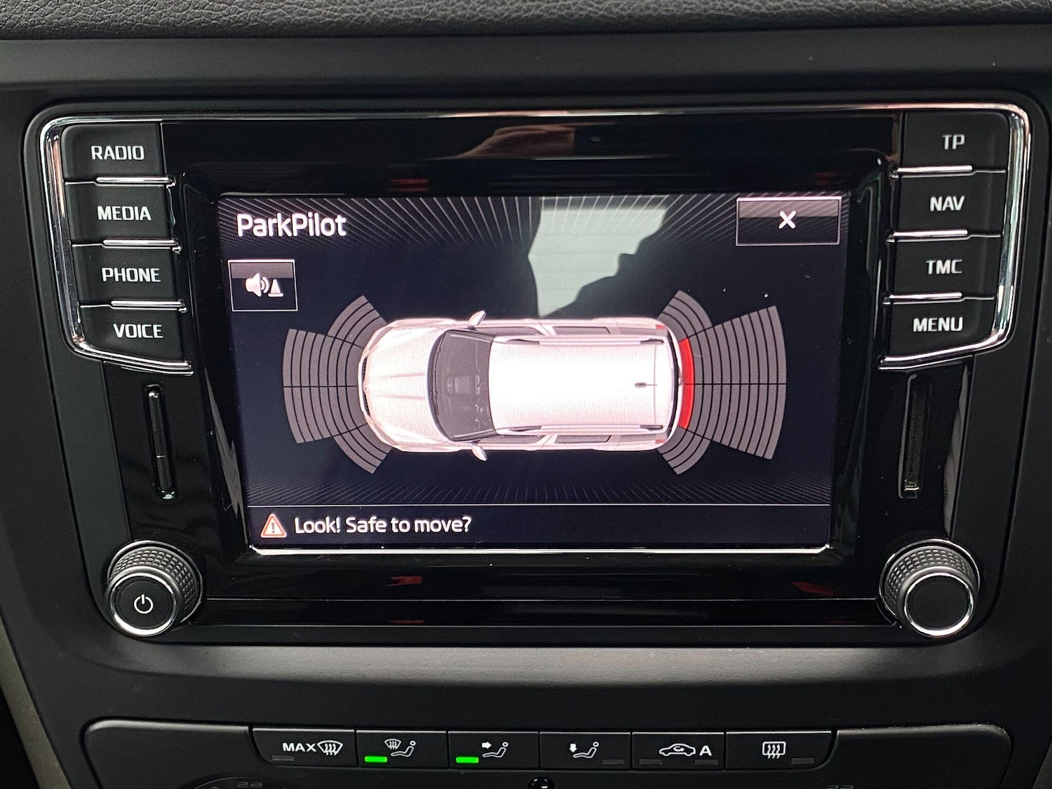 Used Skoda Yeti 2017 for sale - 76990506: Photo 35