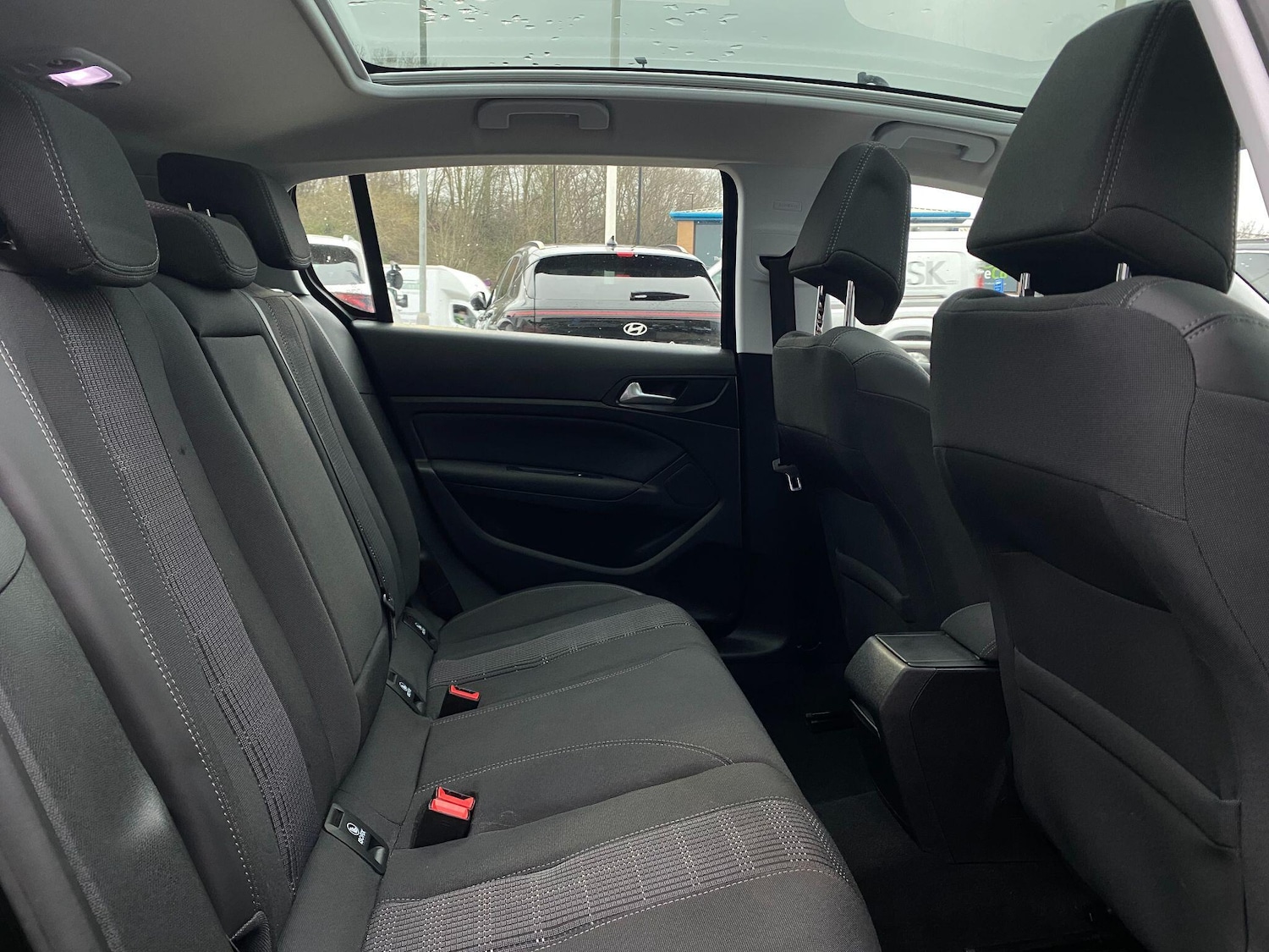 Used Peugeot 308 2017 for sale - 77440528: Photo 13