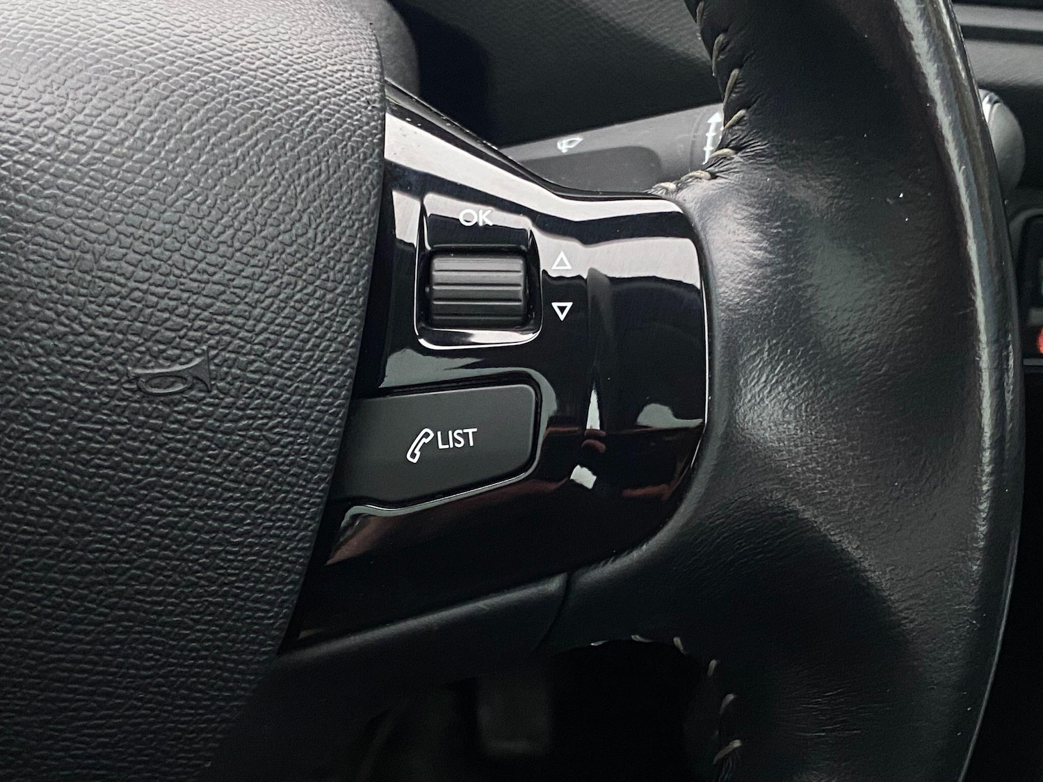 Used Peugeot 308 2017 for sale - 77440528: Photo 17