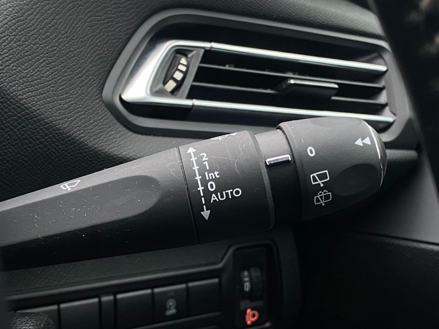 Used Peugeot 308 2017 for sale - 77440528: Photo 21