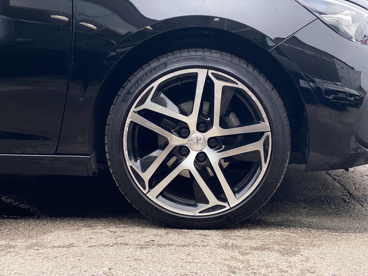 Used Peugeot 308 2017 for sale - 77440528: Photo 25