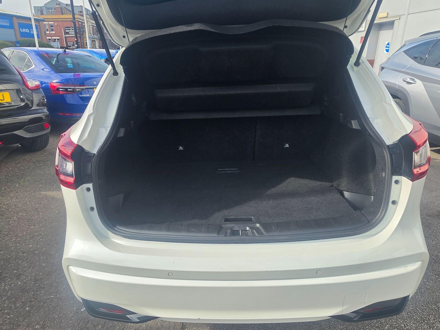 Used Nissan Qashqai for sale - 78136086: Photo 29