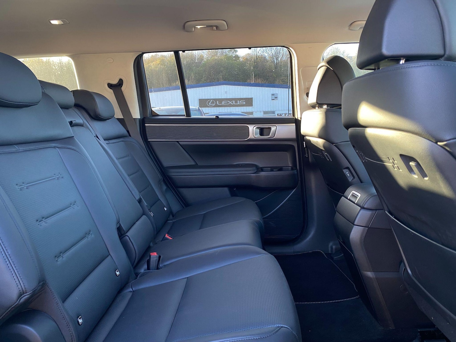 Used Hyundai Santa Fe 2025 for sale - 77039889: Photo 10