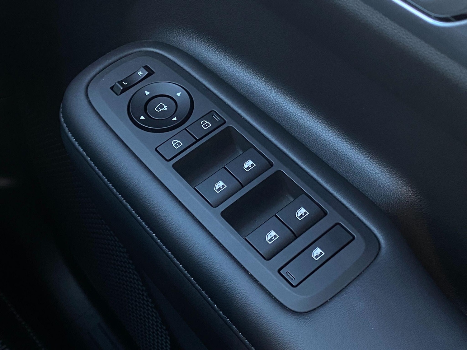 Used Hyundai Santa Fe 2025 for sale - 77039889: Photo 20