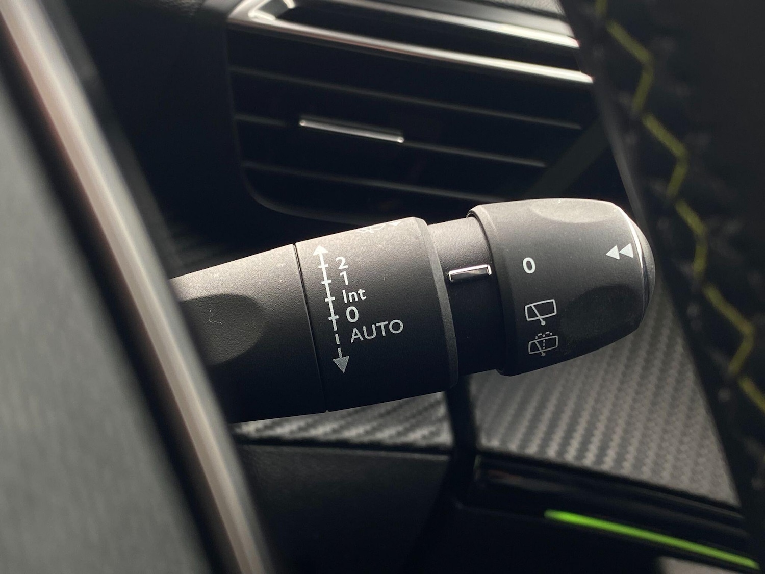 Used Peugeot 2008 2021 for sale - 77839876: Photo 17