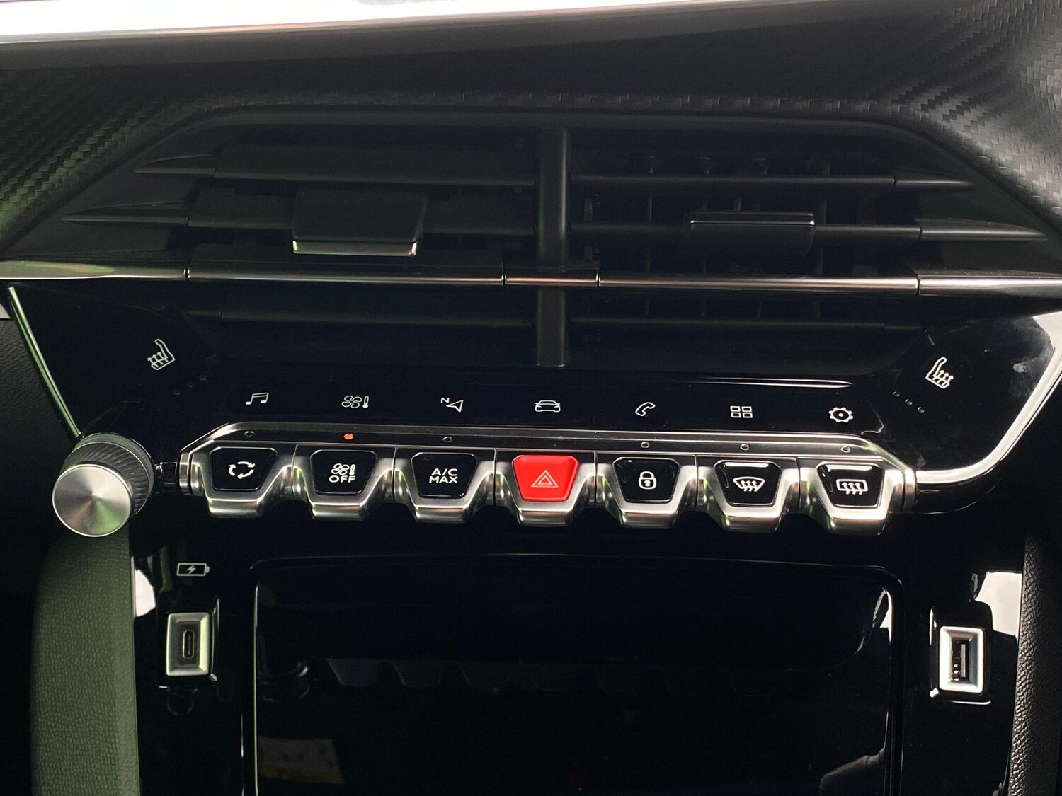 Used Peugeot 2008 2021 for sale - 77839876: Photo 44