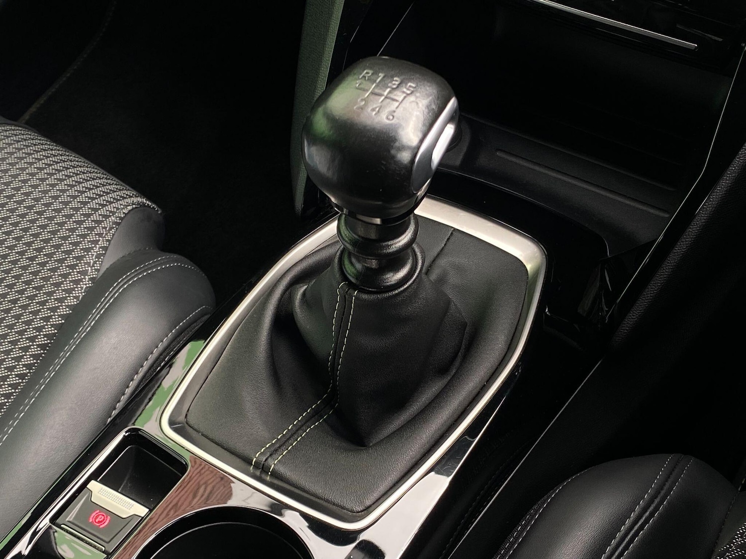 Used Peugeot 2008 2021 for sale - 77839876: Photo 9