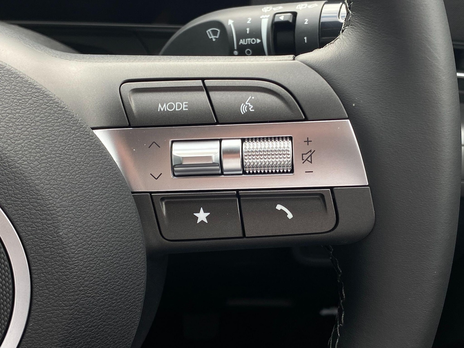 Used Hyundai KONA 2025 for sale - 76337597: Photo 18