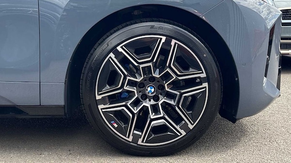 Used BMW iX 2025 for sale - 76075507: Photo 16