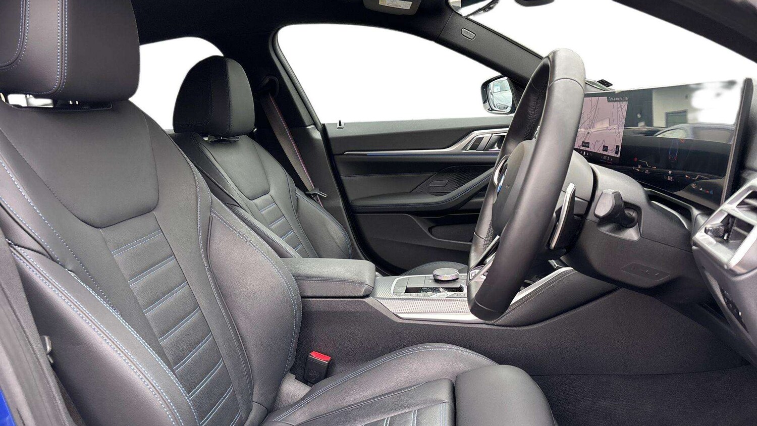 Used BMW 4 Series 2025 for sale - 78010125: Photo 13