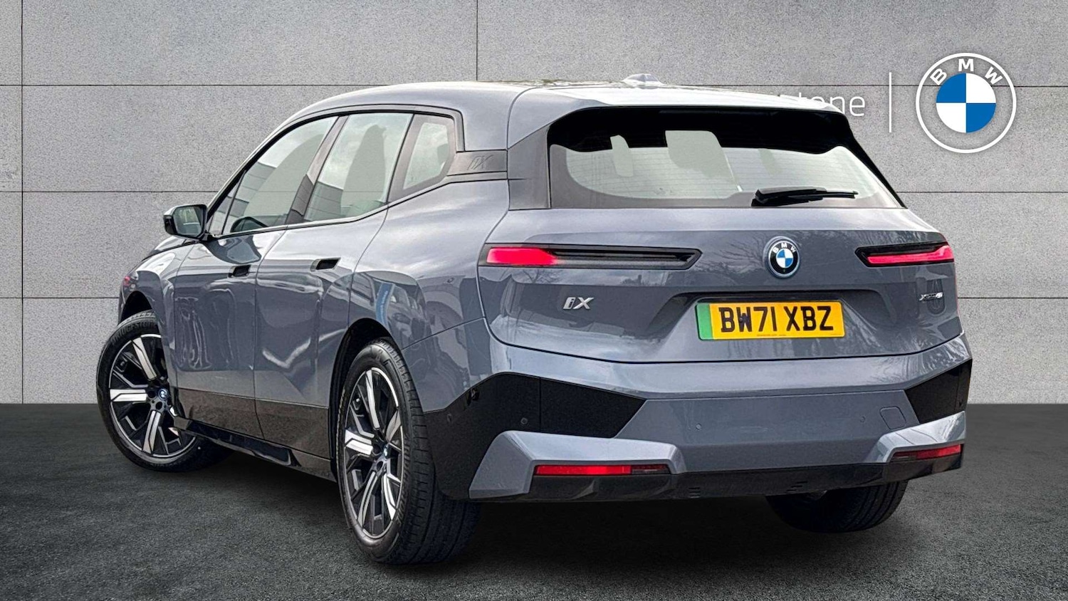 Used BMW iX 2022 for sale - 78129667: Photo 2