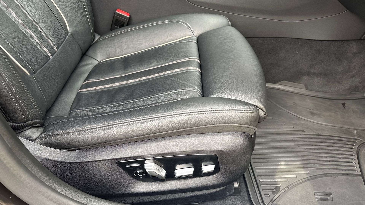 Used BMW 5 Series 2019 for sale - 76475907: Photo 28