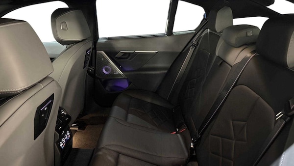 Used BMW i5 2025 for sale - 75592383: Photo 14