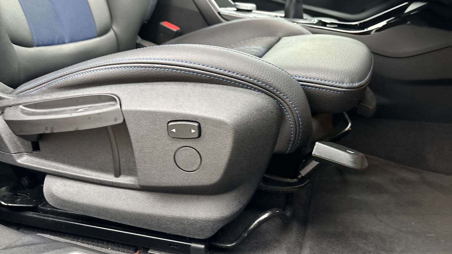 Used BMW 2 Series 2023 for sale - 76272283: Photo 28