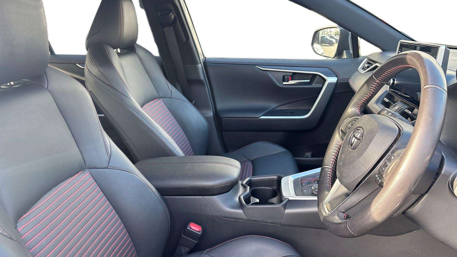 Used Toyota RAV4 2021 for sale - 77740874: Photo 13