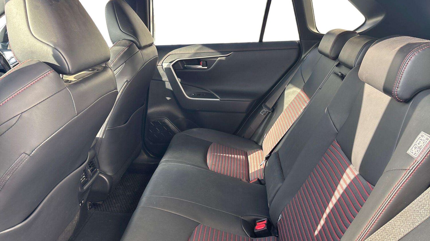 Used Toyota RAV4 2021 for sale - 77740874: Photo 14