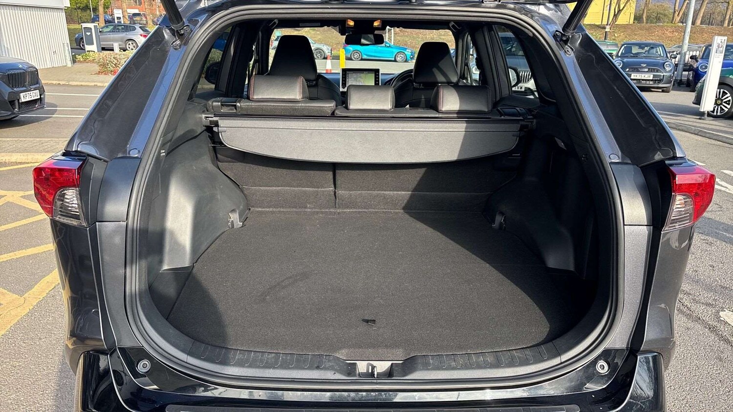 Used Toyota RAV4 2021 for sale - 77740874: Photo 15