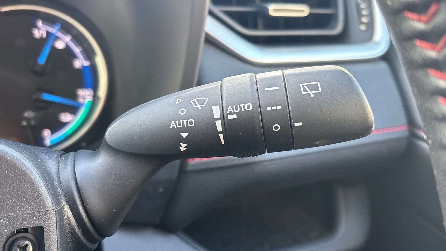 Used Toyota RAV4 2021 for sale - 77740874: Photo 30