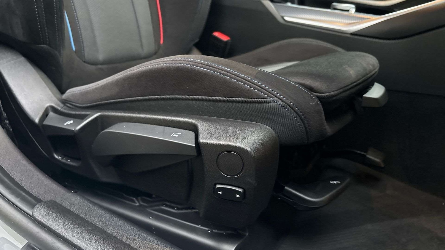 Used BMW 3 Series 2024 for sale - 77068524: Photo 28