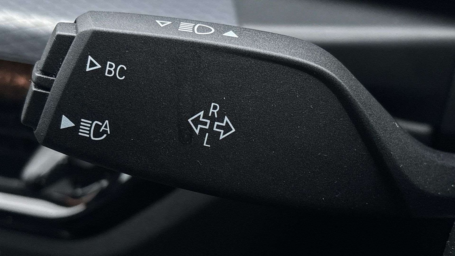 Used BMW 3 Series 2024 for sale - 77068524: Photo 29